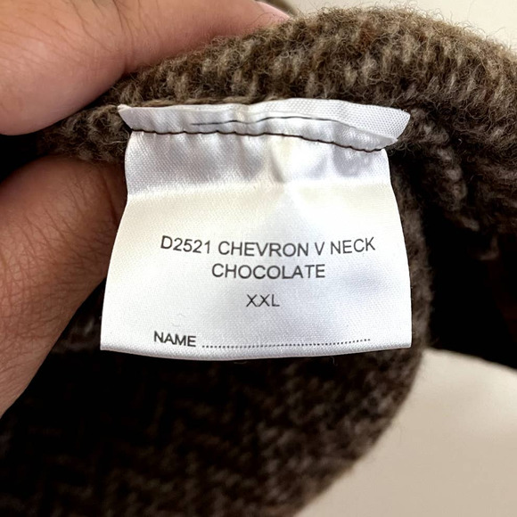 Barbour Mens Wool Chevron V-neck Sweater XXL Chocolate Log Cabin Rustic Academia - Picture 7 of 8